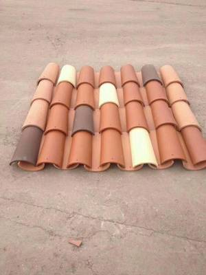 西班牙筒瓦與全瓷平瓦 建筑屋頂材料的藝術與實用之選